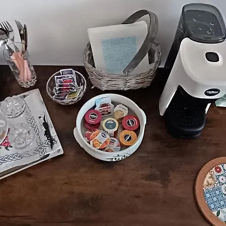 Ali Blu 우기아노 라 치에사